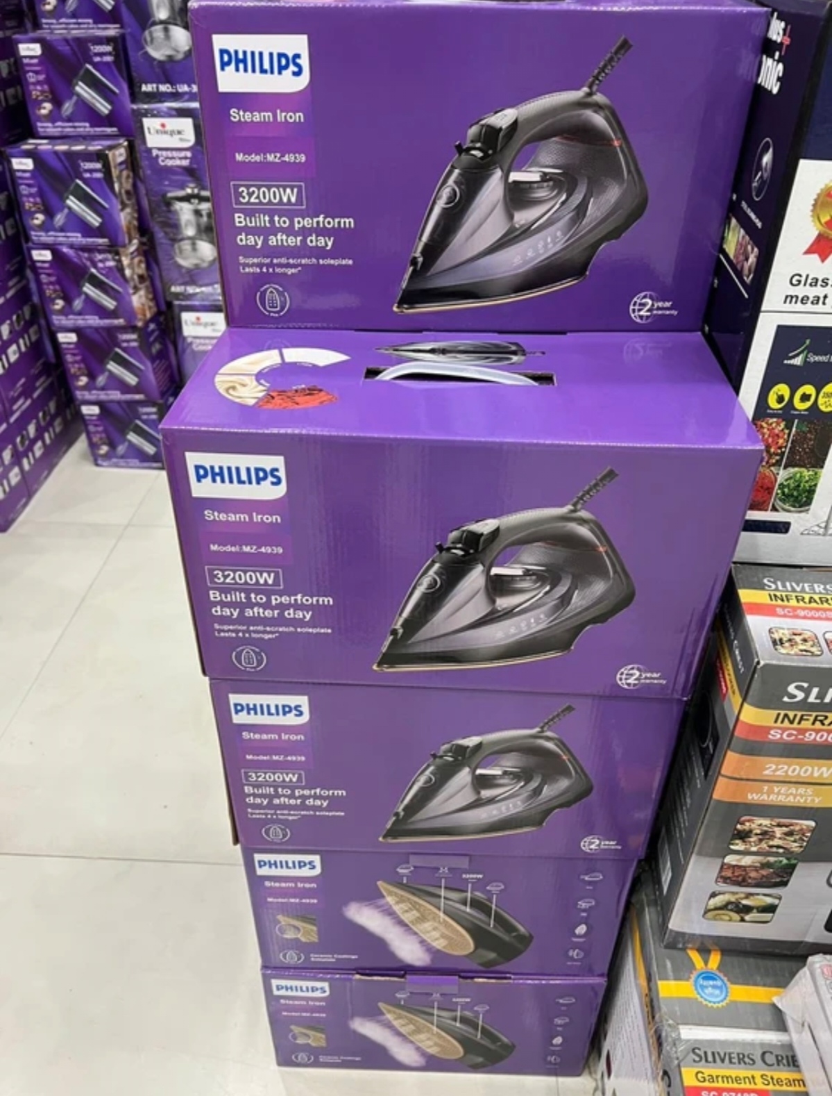 اتو فیلیپس ۳شاخ مدل ۴۹۳۹ MZ